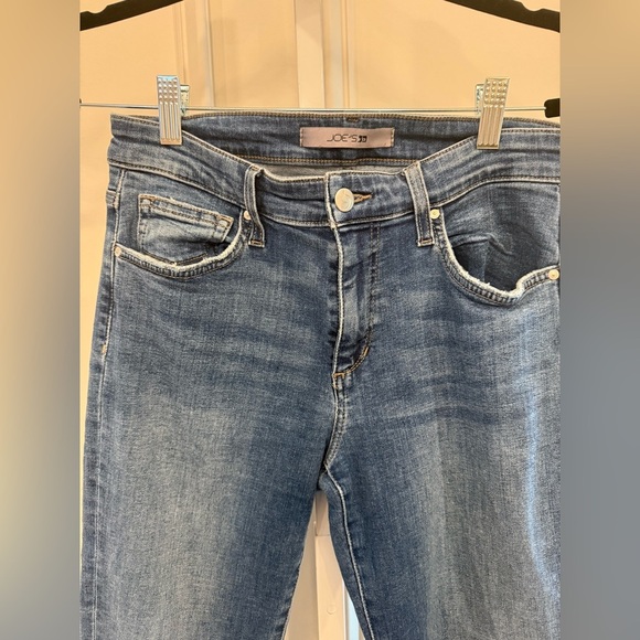 Joe's Jeans Dark Blue Ankle & Cropped - Picture 2 of 8